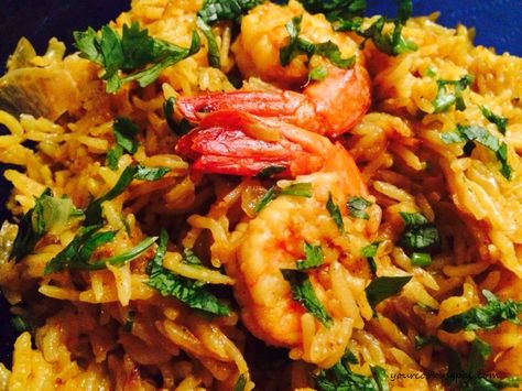 Yield: 4 Prep Time: 15 minutes Cook Time: 30 minutes Print Prawn Pulao in Coconut Milk By YourCookingPal September 28, 2015 Prawn Pulao is not only easy to make but simply yummy and delicious. The prawn adds a special flavour to the rice while the coconut milk adds a creamy texture to the taste buds. Ingredients For the Prawn Gravy … Prawn Pulao Recipe, Prawn Gravy, Prawn Biryani Recipes, Curry Coconut Milk, Prawns Recipes, Rice Biryani, Rice Pulao, Goan Food, Curry Coconut