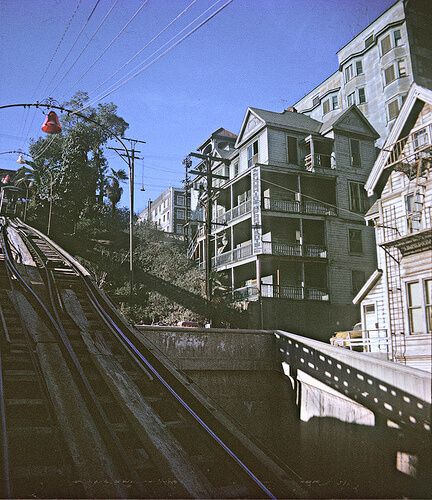 Excellent blog about the final days of Bunker Hill and a list of the Noir movies filmed there. Bunker Hill Los Angeles, Lon Chaney Jr, Angel Flight, Astoria Hotel, Los Angeles City, Bunker Hill, Vintage Los Angeles, Victorian Mansions, City Of Angels