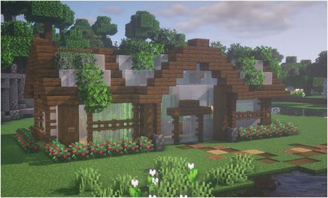 Minecraft Simple Greenhouse, Greenhouse Mc Ideas, Aesthetic Greenhouse Minecraft, Mc Greenhouse, Greenhouse In Minecraft, Greenhouse Minecraft Ideas, Minecraft Greenhouse Ideas, Greenhouse Minecraft, Chalet Minecraft