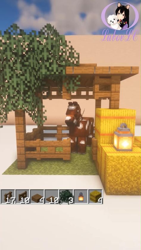 Minecraft Small Stable Ideas, Small Minecraft Horse Stable, Horse House Minecraft Ideas, Cottagecore Horse Stable Minecraft, Small Farm Ideas Minecraft, Aesthetic Horse Stable Minecraft, Cute Minecraft Horse Stable, Minecraft Stable Ideas Easy, Minecraft Cottagecore Stable