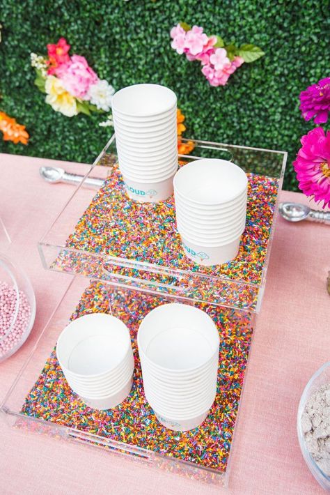 How to Throw an Ice Cream Party | Love those rainbow sprinkles!   Party decor for your ice cream party and lots of party supplies and party fashion for kids all on in place. Adorable set up and kids attire is a must! #kids #party #icecream #tips #tricks #sprinkles Sprinkles Party, Ice Cream Party Theme, Party Decorations Balloons, Ice Cream Stand, Decorations Balloons, Sprinkle Party, Ice Cream Birthday Party, Ice Cream Theme, Ice Cream Social