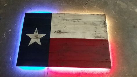 Wood Texas Flag, Wood Techniques, American Flag Diy, Plaque Ideas, Outdoor Garden Bar, 2023 Decor, Texas Outline, Flag Diy, Texas State Flag