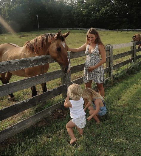 Dream Life House, Dream Family, Ranch Life, Future Mom, Future Lifestyle, Mommy Life, Dream Lifestyle, Family Goals, Future Life