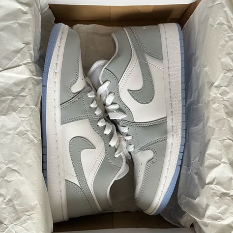 *BRAND NEW WITH BOX* Jordan 1 low women’s “Wolf grey” size 6.5 US (23.5cm) Jordan 1 Low Grey, Jordan 1 Low Women, Wolf Grey Jordans, Grey Jordans, Jordan Low, Cardboard Cutout, Grey Wolf, Jordan 1 Low, Grey Women