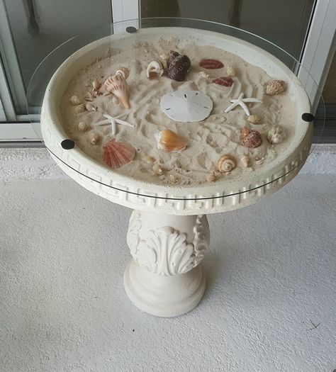 Bird bath as a side table Seashell Table, Beach Chic Decor, Seashell Cross, Beach House Room, Shell Table, Coral Decor, Seashell Ornaments, Beach Room, Sea Decor