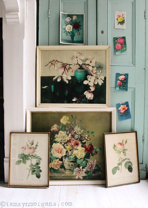 Paintings Gallery Wall, Vintage Floral Prints, Turquoise Blanket, Cottage Details, Floral Pictures, Rose Picture, Vintage Bathroom Tile, Picture Gallery Wall, Cottage Renovation