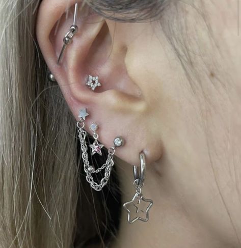 #aesthetic #piercing #jewelry Piercing Placement Chart, Ear Piercing Placement, Styled Ear Piercings, Piercing Inspo Ear, Eat Piercing, Aesthetic Piercing, Ear Piercing Chart, Piercing Placement, Double Ear Piercing