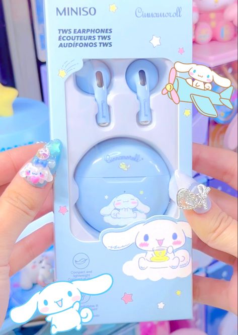 Imagine of Sanrio character Cinnamoroll Theme Pastel Blue Airpods from Miniso with Cinnamoroll press on nails kawaii theme desk decor Cinnamoroll Collection, Sanrio Cinnamoroll Accessories, Cinnamoroll Suitcase, Cinnamon Roll Sanrio Things, Cinnamoroll Merchandise, Sanrio Room, Kawaii Core, Hello Kitty Nails, Hello Kitty