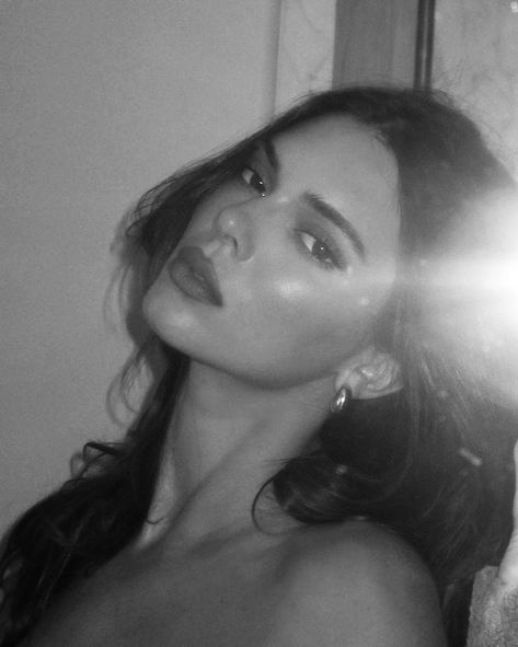 Kendall Jenner Selfie, Kendall Jenner Pics, Kendall Jenner Aesthetic, Kendall Jenner Face, Kendall Jenner Icons, Looks Kylie Jenner, Kendall Jenner Photos, Kendall Style, Careless Whisper