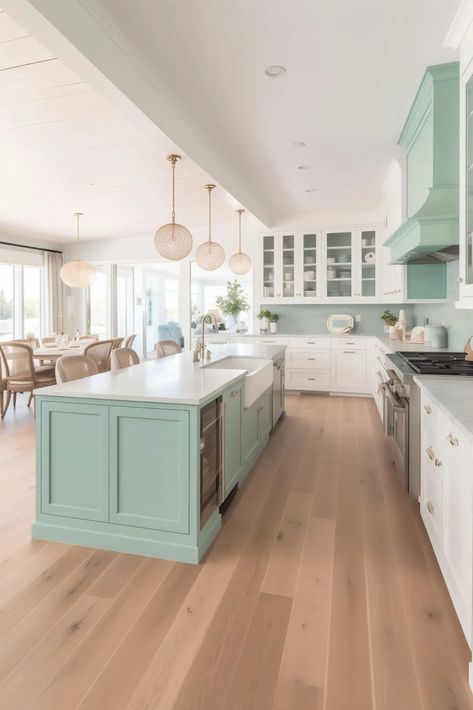 Seafoam Green Coastal Kitchens: A Refreshing Twist on Traditional Beach House Decor Seafoam Green Kitchen Accents, Coastal Beach House Kitchen, Teal And White Kitchen, Beach House Interior Kitchen, Traditional Beach House, Coastal Kitchen Ideas, Coastal Kitchens, Mint Green Kitchen, Mint Kitchen