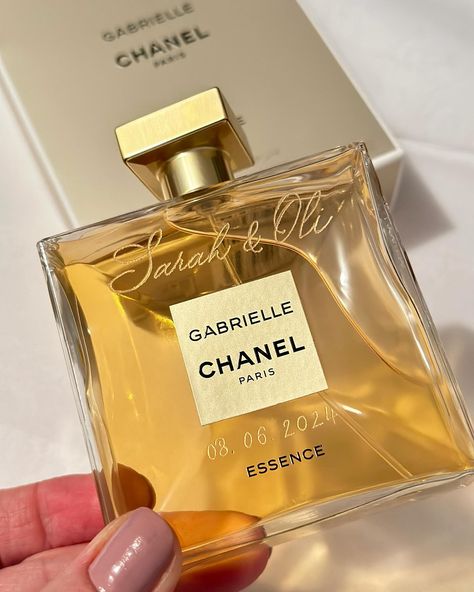 ✨The wedding season is in full swing, so expect to see more perfumes I engraved for this occasion 💍👰 ✨This Chanel Gabrielle Essence gifted by the groom to his bride on their wedding day this past weekend. How thoughtful of him ✨ • • @chanel.beauty #chanelperfume #chanelgabrielle #gabrielleessence #chanelbeauty #engravedperfume #engravedfragrance #perfumeengraving #engravedgifts #weddingdetails #weddingperfume #bride2024 #bride2025 #bridegift #weddingscent #ulianapopaengravings #onsiteengrav... Chanel Gabrielle, Chanel Beauty, Shopping Deals, The Groom, Wedding Season, Wedding Day, Chanel