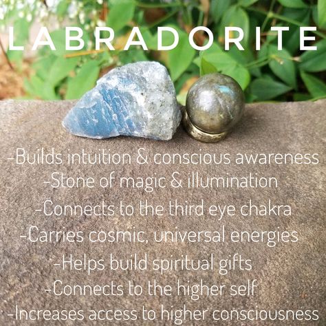 Labradorite Crystal Tips, Conscious Awareness, Crystals Healing Properties, Crystal Resin, Crystal Healing Stones, Spiritual Gifts, Energy Crystals, Natural Resources, Healing Crystals