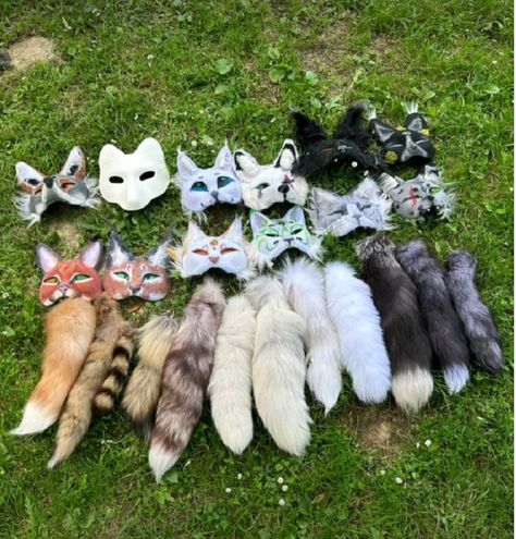 Cat Therian Gear, Moth Fursuit, Cat Mask Ideas, Therian Ideas, Cat Mask Diy, Therian Gear, Felt Animal Masks, Therian Masks, Cat Masks