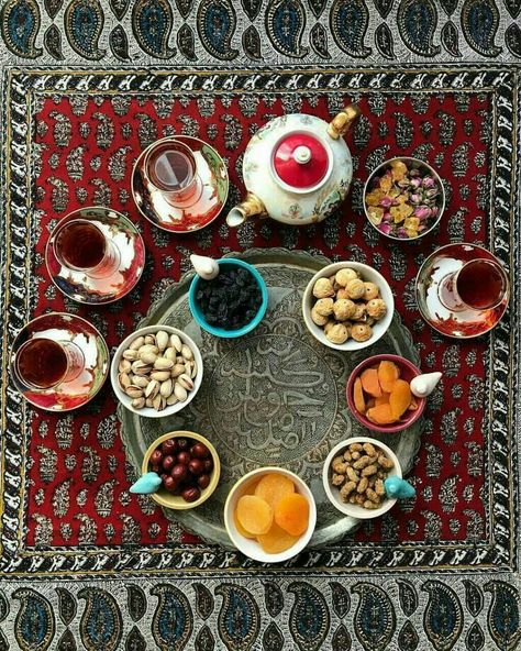 Persian tea time. (tea with dry fruits) Persian Tea, Iran Food, Iranian Cuisine, Persian Cuisine, Iranian Food, Persian Food, Dry Fruits, The Best Recipes, Dried Fruits