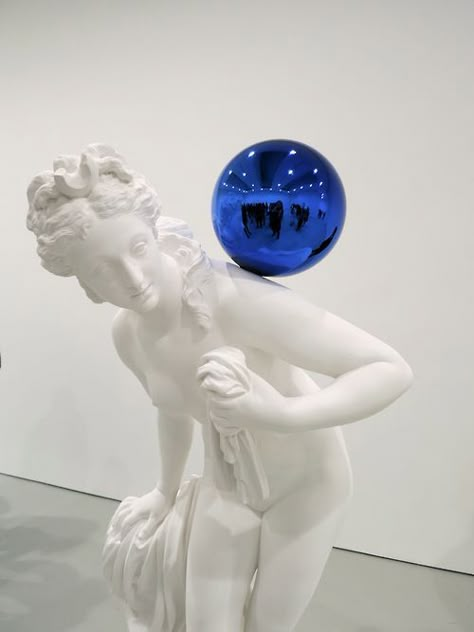 Jeff Koons Jeff Koons Art, Jasper Johns, Jeff Koons, Josef Albers, Contemporary Sculpture, Art Disney, Sculpture Installation, Art Pop, Art Installation