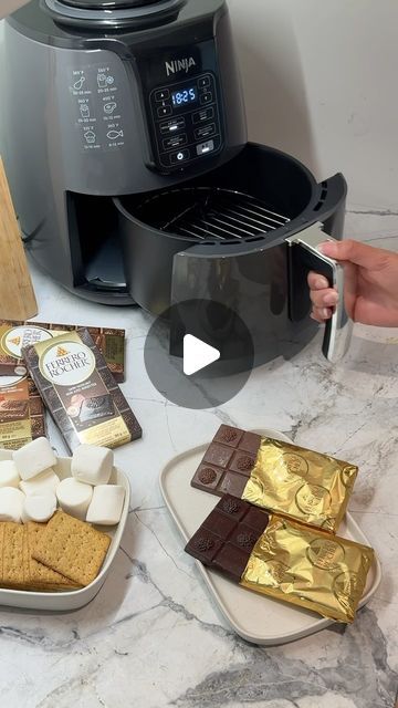 Air Fryer Marshmallow, Air Fryer Smores Recipes, Large Marshmallows, Ninja Air Fryer, Ferrero Rocher Chocolate, Rocher Chocolate, Smore Recipes, Ferrero Rocher Chocolates, Recipes With Marshmallows