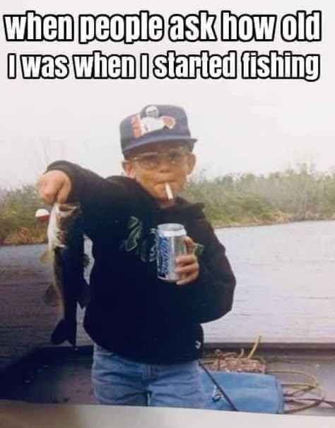 Funny Fishing Pictures, Funny Fishing Memes, Fishing Jokes, Country Sayings, Funny Country, Monster Fishing, Hunting Humor, Country Jokes, Fishing Pictures