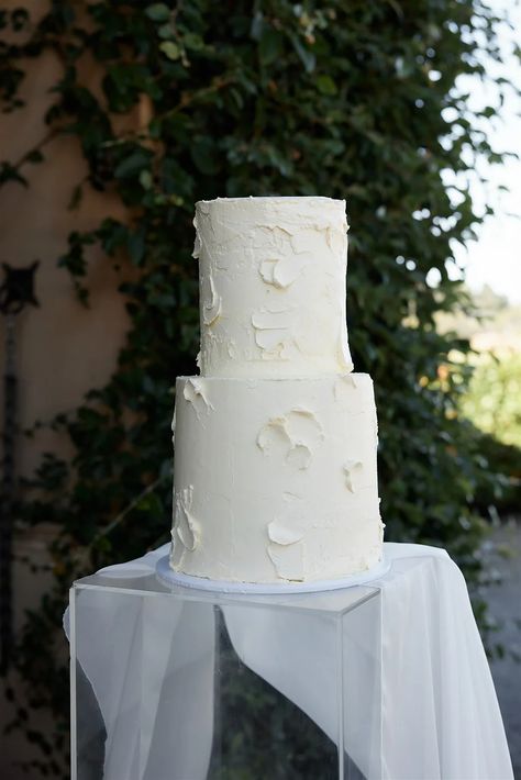 Vineyard Wedding Cake, Oaxaca Wedding, Classic Wedding Cake, Dream Wedding Cake, Cake Inspo, Wedding Inspired, Another Country, Simple Wedding Cake, Modern Wedding Cake