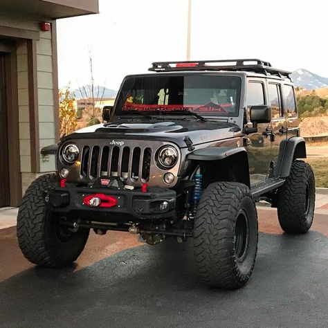 Wrangler Modified, Girly Jeep, Black Jeeps, Jeep Wrangler Girl, Jeep Lifestyle, Jeep Jku, Badass Jeep, Jeep Photos, Jeep Ideas