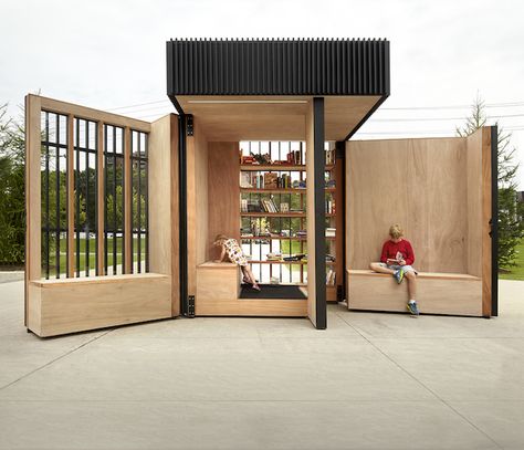 Toronto's Giant "Story Pod" Unfolds into an Open-Air Library for Public Reading - My Modern Met Design Casa Piccola, Tamizo Architects, Mobile Architecture, Tiny Library, Mobile Library, Lending Library, Community Library, Library Architecture, Kiosk Design