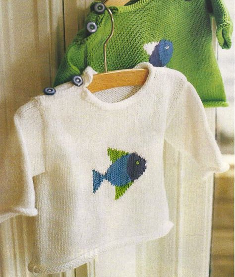 "This is vintage knitting pattern in PDF file of beautiful \"Baby fish pullover\" Size chart, measurements, yarn, needles  can be found in the photos. Due to the age of the pattern, the original yarn suggested may not be available.   It is recommended to crochet/knit a tension square with your chosen yarn, before starting, to ensure the finished garment or item is the size you require.  Available language: English. How will you receive the knitting pattern? The process is super easy. Purchase PD Intarsia Knitting Charts, Baby Fish, Pull Bebe, Fish Motif, Knitting Magazine, Vintage Knitting Patterns, Fish Patterns, Pdf Knitting Pattern, Knitting Charts