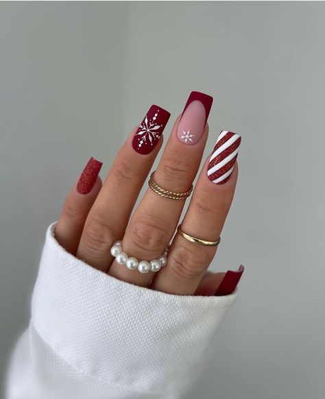 December Nails, Red Christmas Nails, Christmas Nails Easy, Christmas Gel Nails, Thanksgiving Nails, Festival Nails, Xmas Nails, Christmas Nail, Matte Nails