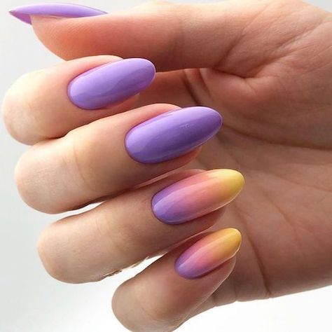 Purple Ombre Nails, Unghie Sfumate, Trendy Nail Art, Short Acrylic Nails Designs, Pretty Acrylic Nails, Short Acrylic Nails, Best Acrylic Nails, Purple Nails, Cute Acrylic Nails