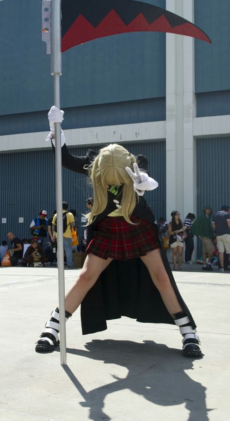 Maka And Soul Cosplay, Soul Eater Maka Cosplay, Maka Soul Eater Cosplay, Maka Albarn Cosplay, Soul Eater Outfits, Cute Cosplay Ideas, Cool Cosplays, Cosplay Anime Outfits, Maka Cosplay