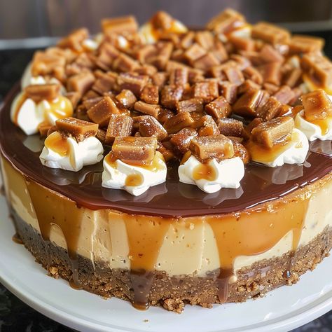 Easy Recipe for Caramel Cheesecake with Toffee Topping – Charm Recipes Toffee Crisp Cheesecake, English Toffee Cheesecake Recipes, Toffee Cheesecake Recipes, Toffee Crisp, Toffee Cheesecake, Recipe For Caramel, Vegan Sweet Potato Pie, Caramel Recipe Easy, Cheesecake Desserts Recipes