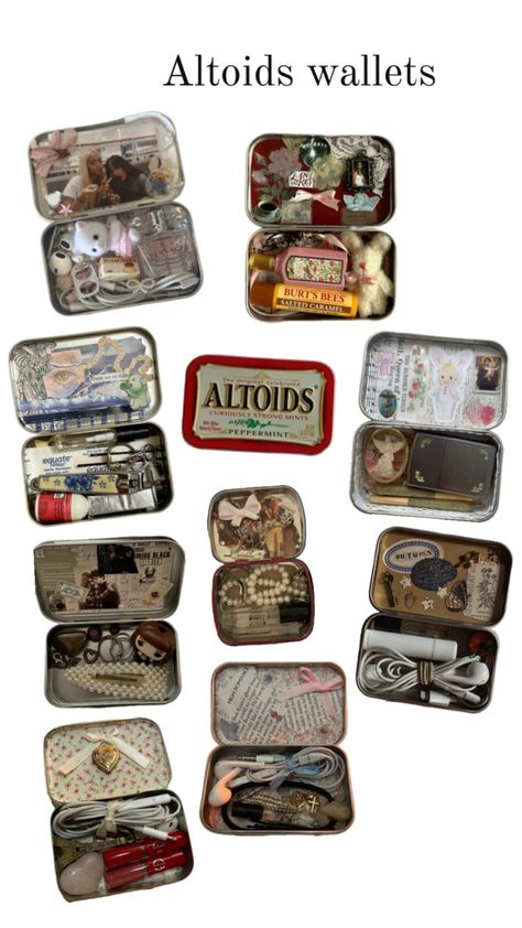 Grunge Altoid Wallet, Altoid Tin Ideas For Boyfriend, Altoid Shrine, Things To Put In Altoids Wallet, Altoids Box Ideas, Altoids Wallets, Handmade Stocking Stuffers, Diy Trinket Box, Altoid Wallet