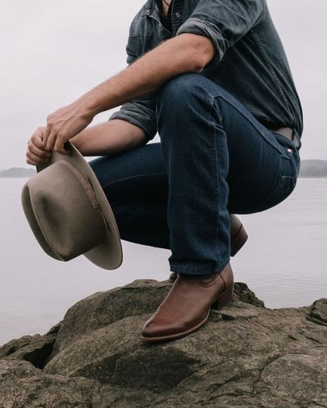 Shop this Instagram from @tecovas Tecovas Boots Mens, Mens Cowboy Boots Outfit, Chibs Telford, Tecovas Boots, Cowboy Outfit For Men, Country Mens Fashion, Western Photoshoot, Stetson Hats, Boots Outfit Men