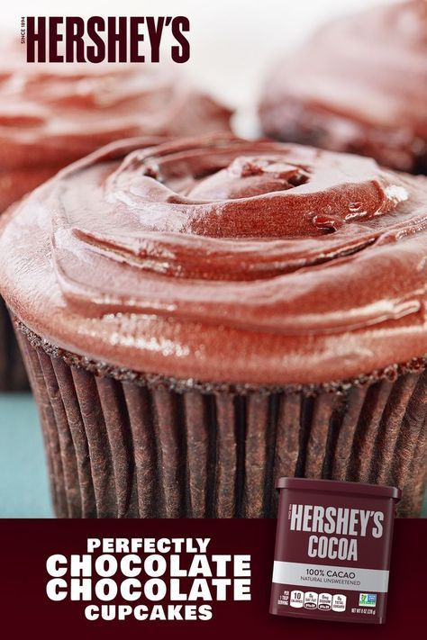 This dessert is a guaranteed crowd-pleaser. For your next decadent, chocolate treat try making these HERSHEY’S Perfectly Chocolate Chocolate Cupcakes. Chocolate Cupcakes Recipes, Easy Chocolate Cupcake Recipe, Chocolate Cupcake Recipe, Chocolate Buttercream Icing, Egg Cupcakes, Chocolate Cupcakes Moist, Cupcake Recipes Chocolate, Recipes Chocolate, Cupcake Flavors