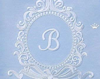 Embroidery Feather, Monogram Machine, Lazy Daisy Stitch, Machine Pattern, Framed Embroidery, Embroidery Letters, Border Embroidery, Embroidery Monogram, Learn Embroidery