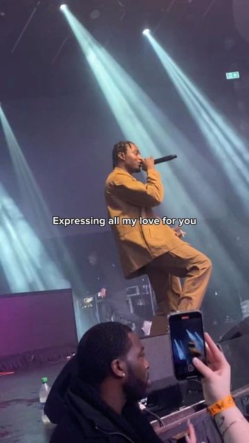 Purest Rap on Instagram: "Tag the person that comes to mind ♥️ Concert Footage (via: TikTok/kaybertrand) - Follow @PurestRap to stay on the music side of instagram 🔊 Song: Lil Tjay ft. Toosii - Love Hurts - #liltjay #liltjayedits #liltjayedit #liltjayfeed" Lil Tjay, Instagram Song, Love Hurts, Rap, I Love You, Siding, Mindfulness, Songs, Concert