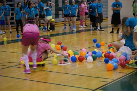 Pennridge High School plays "hungry, hungry hippos" with balloons and laundry… Pep Assembly Ideas, School Pep Rally Ideas, Pep Assembly Games, Pep Rally Games High School, School Assembly Games, Pep Rally Ideas, School Spirit Ideas Pep Rally, Assembly Games, Rally Ideas