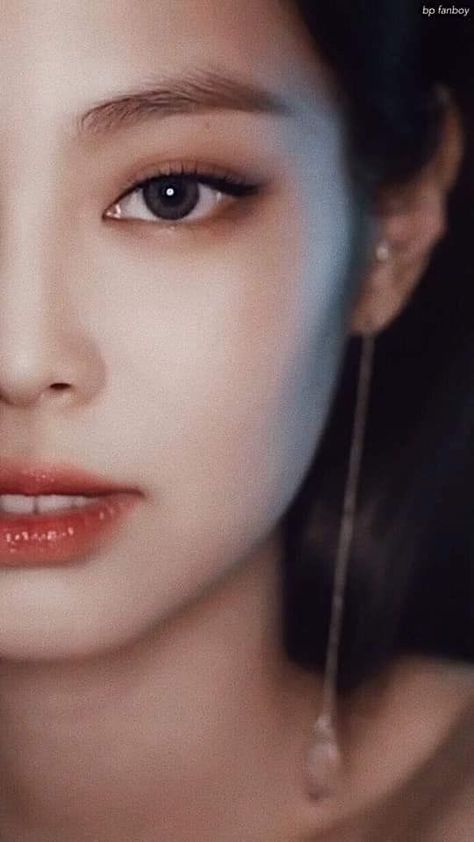 Jennie Kim Jennie Olens, Kim Makeup, Makeup Looks Tutorial, Jennie Kim Blackpink, Natural Beauty Tips, Asian Makeup, Jennie Kim, Blackpink Photos, Black Pink Kpop