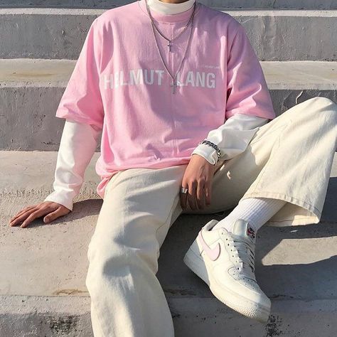 Indie Outfits Men, Soft Boy Outfits, Mens Trendy Outfits, Soft Boy, Mens Outfit Inspiration, Mens Fashion Streetwear, Stylish Mens Outfits, Streetwear Men, Men Fashion Casual Outfits