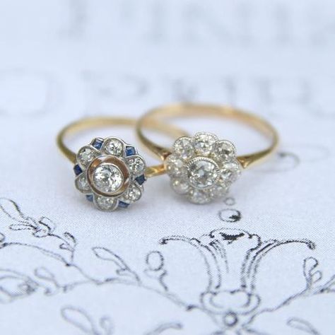 Edwardian Rings Engagement, Camphor Glass Jewelry, Diamond Cluster Rings, Antique Diamond Earrings, The Edwardian Era, Antique Rings Vintage, Flower Diamond Ring, Edwardian Ring, Wedding Ring Styles