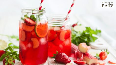 Strawberry Rhubarb Moonshine Sangria Punch, Non Alcoholic Sangria, Alcoholic Punch Recipes, Lime Lemonade, Moonshine Recipes, Non Alcoholic Cocktails, Refreshing Food, Rhubarb Recipes, Sangria Recipes