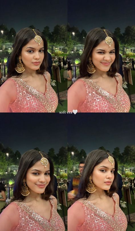 Selfie Poses In Lehenga, Indian Ig Story, Desi Poses For Pictures, Desi Instagram Feed, Lehenga Selfie, Desi Photoshoot Ideas Instagram, Diwali Photo Ideas For Instagram, Ethnic Selfie Poses, Diwali Selfie Ideas