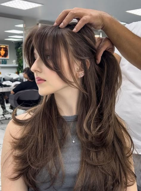 30+ Curtain bangs hair styles you'll want to show your stylist - Days Inspired Wispy Curtain Fringe, Bangs Hair Styles, Hair Inspiration Long, Curtain Fringe, Straight Blonde Hair, Different Hair Types, Wispy Bangs, How To Style Bangs, Long Hair With Bangs