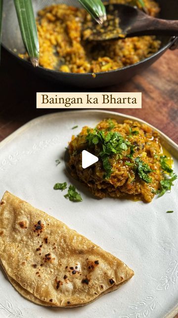 Sneha Singhi Upadhaya on Instagram: "Baingan Bharta This smoky delicious bharta will make you fall in love with baingan. Let’s make this. Serves 2 1 brinjal 2 tomatoes 8-10 garlic cloves 2-3 green chillies 2-3 tbsp mustard oil 1 tsp jeera Pinch of hing 1 onion, finely chopped Salt to taste 1 tbsp red chilli powder 1/2 tsp haldi 1 tsp coriander powder 1 tsp black salt 1/2 tsp garam masala Coat the brinjal with mustard oil. Make deep slits in the brinjal & stuff it with the garlic & green chillies. Now roast it on an open flame till charred & cooked through. Coat the tomatoes in mustard oil & char them too. Remove the outer skin & chop up the brinjal & tomatoes finely. In a pan, heat oil. Add the jeera, hing & let it pop. Add the onion & cook on high heat for 2 minutes. Add the brinj Brinjal Recipes Indian, Baingan Bharta, Red Chilli Powder, Black Salt, Mustard Oil, The Onion, Coriander Powder, Red Chilli, Chilli Powder