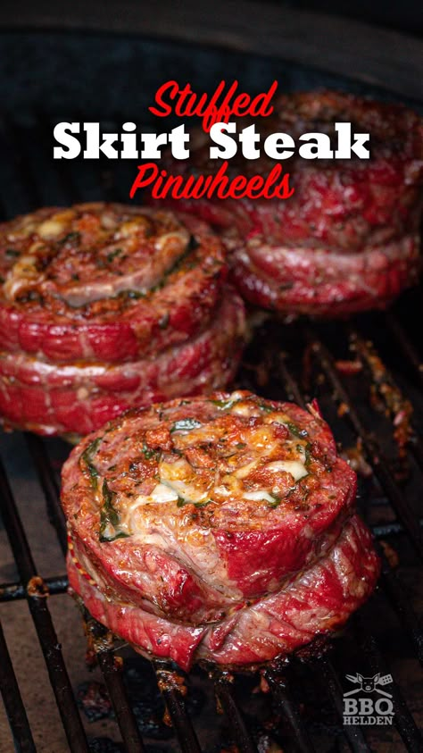 Skirt steak pinwheels – BBQ-Heroes Pin Wheel Steak Recipes, Flank Steak Pin Wheels, Stuffed Skirt Steak Pinwheels, Flank Steak Pinwheel Recipes, Skirt Steak Smoker Recipes, Steak Pin Wheels, Skirt Steak Roll Up Recipes, Bbq Skirt Steak Recipes, Flank Steak Pinwheels Smoker