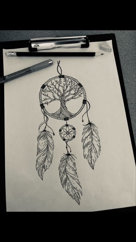 Indian Dream Catcher Tattoos, Atrapasueños Tattoo, Dreamcatcher Drawing, Tree Of Life Dream Catcher, Tattoo Feather, Dream Catcher Tattoo Design, Wiccan Tattoos, Animal Tattoo Ideas, Native Tattoos