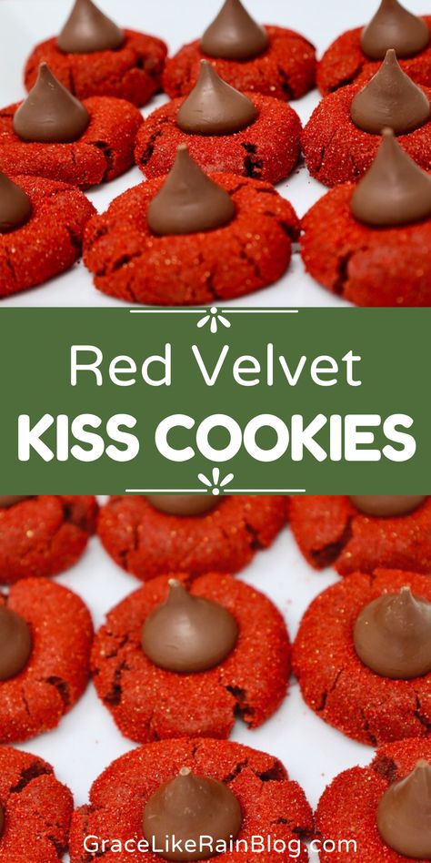 Oh so pretty! Red Velvet Chocolate Kiss Cookies are a festive version of the classic Peanut Butter Kiss Cookies. They're so pretty that we could call them Red Velvet Blossoms. We’re keeping the cookies small for the perfect cookie-to-chocolate ratio. Try this one today! Thumbprint Cookies Hershey Kiss, Best Snickerdoodle Cookies, Chocolate Kiss Cookies, Red Velvet Chocolate, Peanut Butter Kiss, Peanut Butter Kiss Cookies, Christmas Baking Cookies, Peanut Butter Cup Cookies, Kiss Cookies