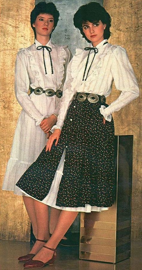 Jcpenney Christmas Catalog, 90s Fashion For Women, The 80s Fashion, 90s Fashion Trends, 1980s Fashion Trends, Rebellious Fashion, The 90s Fashion, Fashion 1980s, 90s Fashion Women