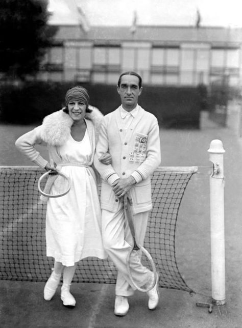 Tennis Costume Ideas, Athlete Costume, Tennis Fashion Editorial, Catholic School Uniforms, Mode Tennis, Suzanne Lenglen, 1920s Mens Fashion, Retro Tennis, Madame Gres