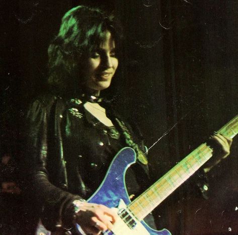 Gaye Advert, 70s Punk, 80s Punk, Women Of Rock, Punk Aesthetic, 80s Bands, Musica Rock, Riot Grrrl, Joan Jett