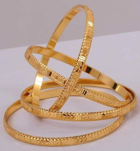 Bengals Gold Jewellery, Bangles Designs Gold Latest, Light Weight Gold Bangles Design, Latest Gold Bangles For Women, Gold Bangles Design Latest, Gold Bangles Design Unique Latest, Gold Bangles Design Daily Wear Latest, Women Gold Bangles, Gold Kangan