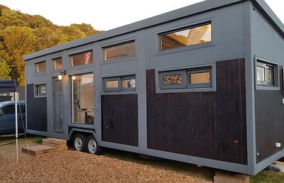 Tiny House L19'.6" X W7'2" or L26' X W7'.2" Professionally built | eBay Tiny House Kits, Shed Of The Year, Tiny House Trailer, House Boats, Building A Container Home, Garage House Plans, Homes Ideas, Tiny House Floor Plans, Safe Room